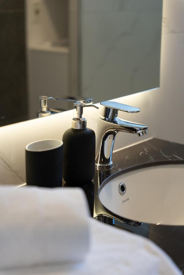 City Center Apartment Tiranë Ngoại thất bức ảnh