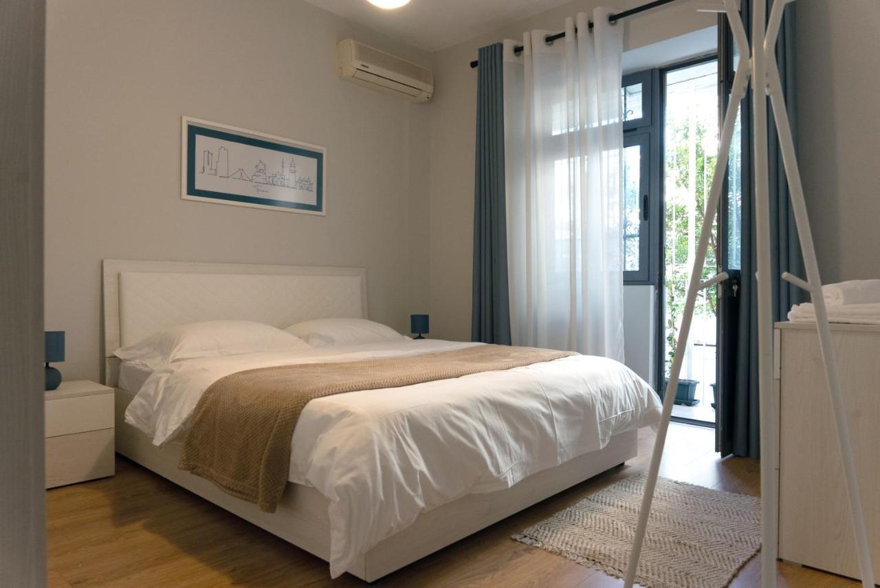 City Center Apartment Tiranë Ngoại thất bức ảnh