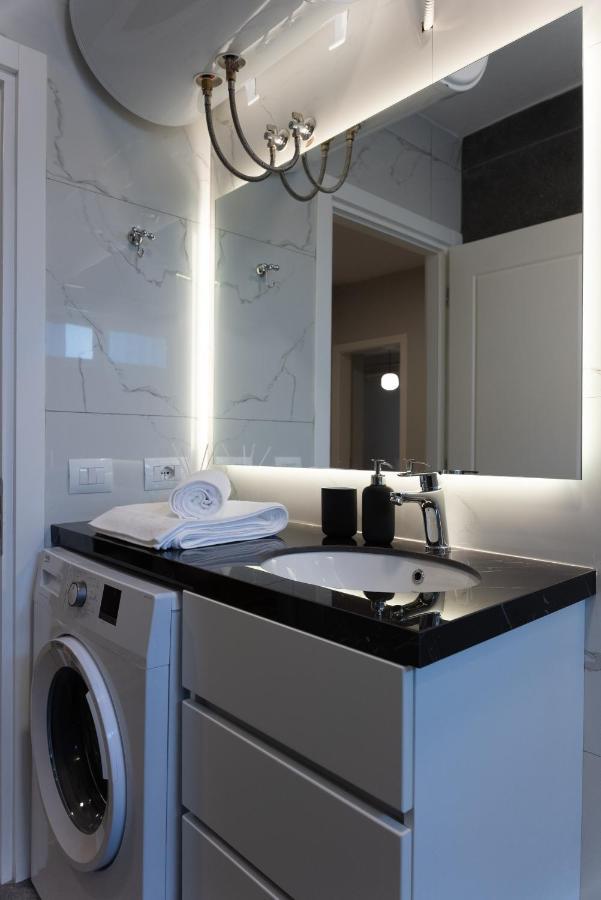 City Center Apartment Tiranë Ngoại thất bức ảnh